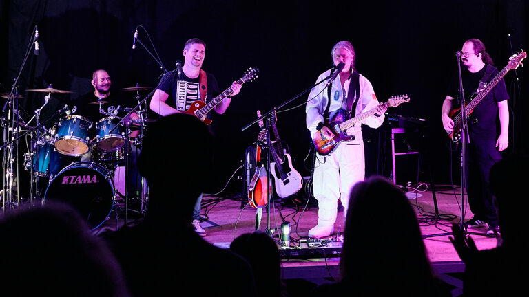 Elmar And The Golden H Crew